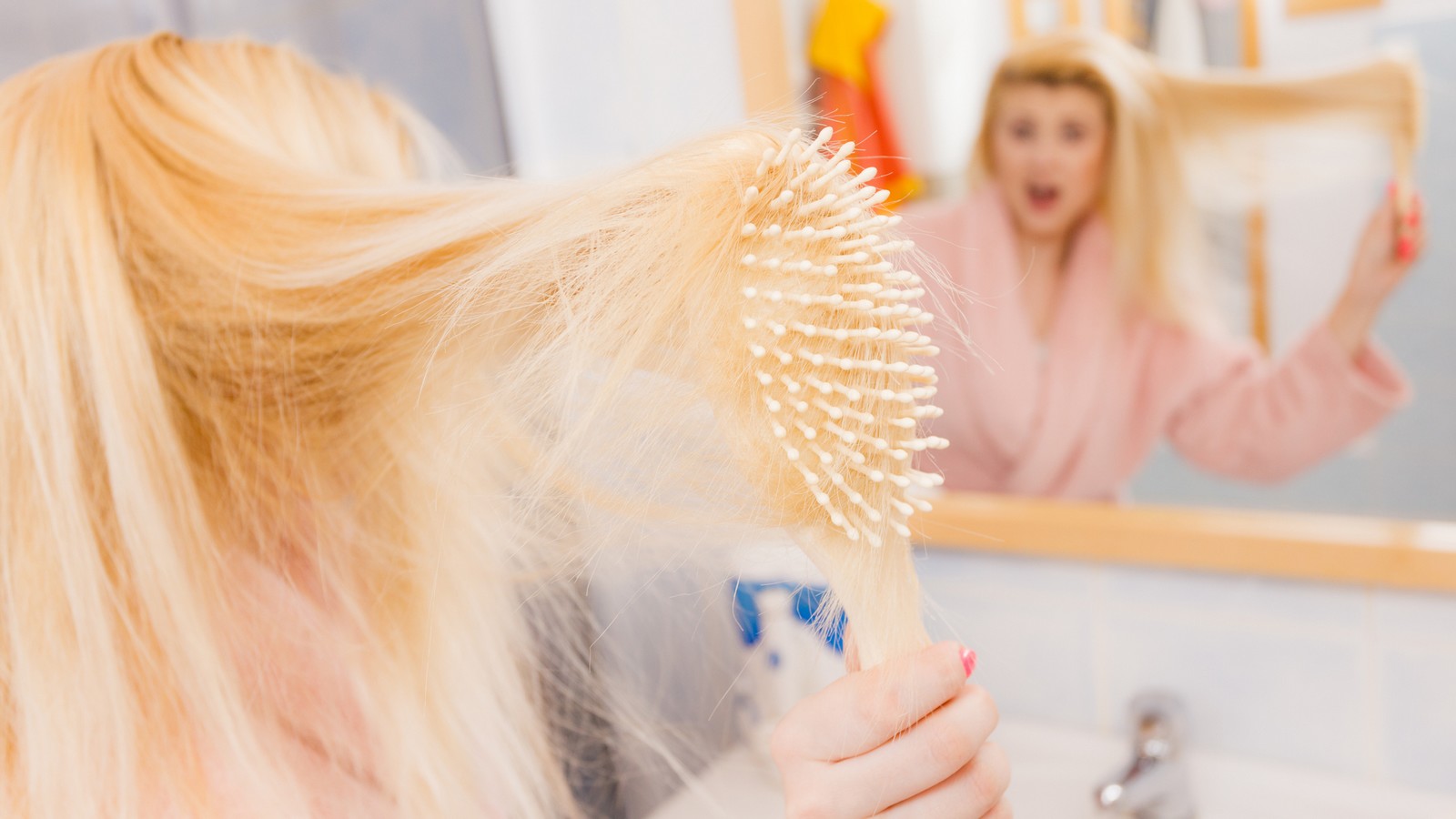 Haare bürsten