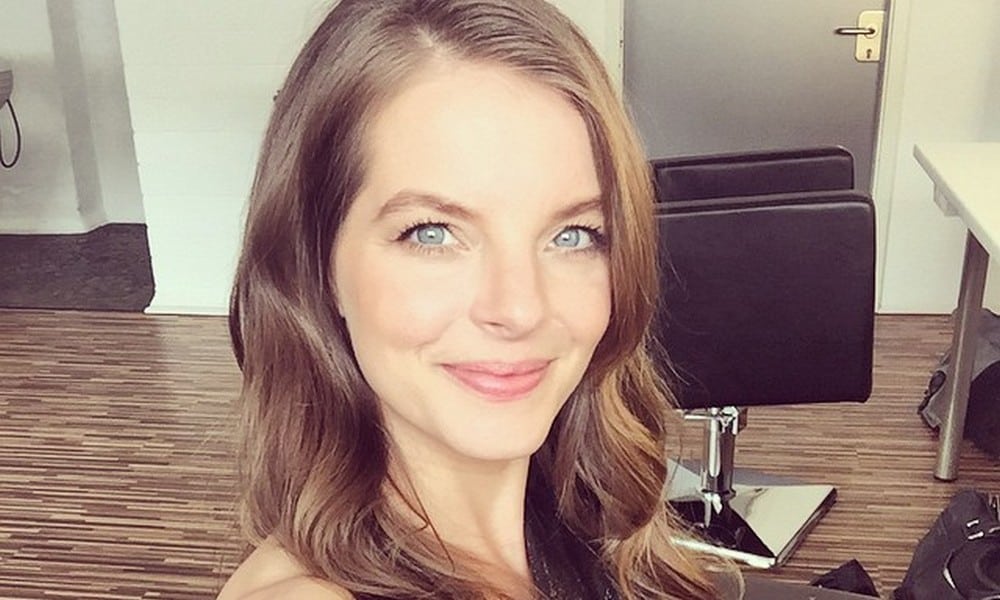 STARS 123 Yvonne Catterfeld BILD Facebook