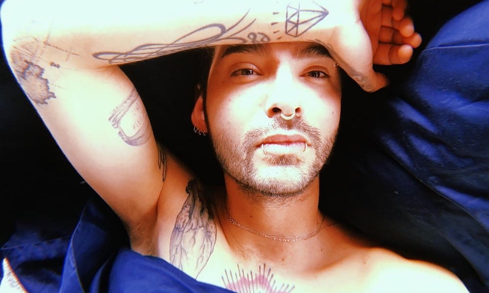 STARS 264 Bill Kaulitz BILD Facebook