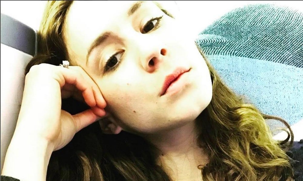 STARS 39 Troian Bellisario BILD Facebook