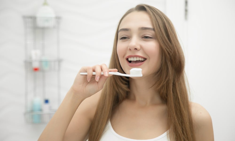 St 16 Zähne BILD iStock