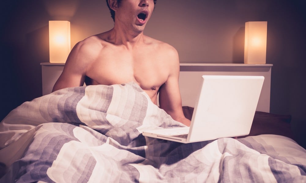 St 66 Boy nackt BILD iStock