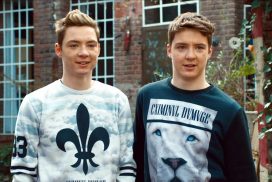 Bruder vor Luder: Darum geht es in dem Film mit den Lochis!