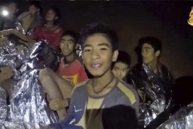 Höhlen-Drama in Thailand: So betroffen zeigen sich die WM-Stars! 65 Höhlen-Drama in Thailand: So betroffen zeigen sich die WM-Stars!