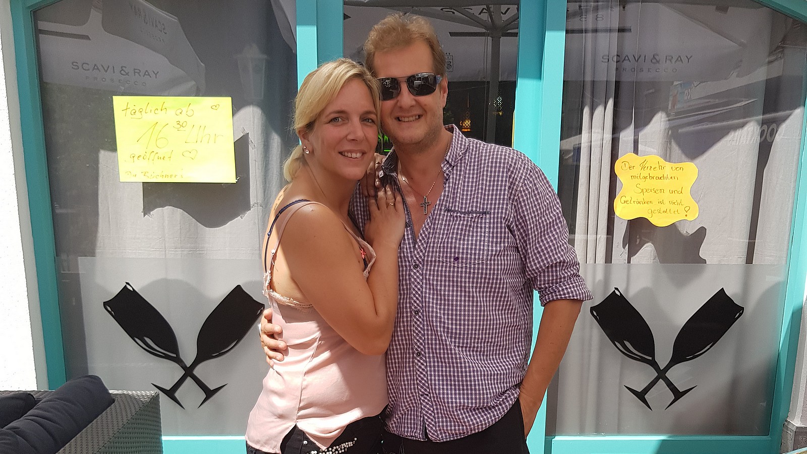 Daniela Büchner kocht vor Wut: Unbekannte spotten über toten Jens 72 Daniela und Jens Büchner
