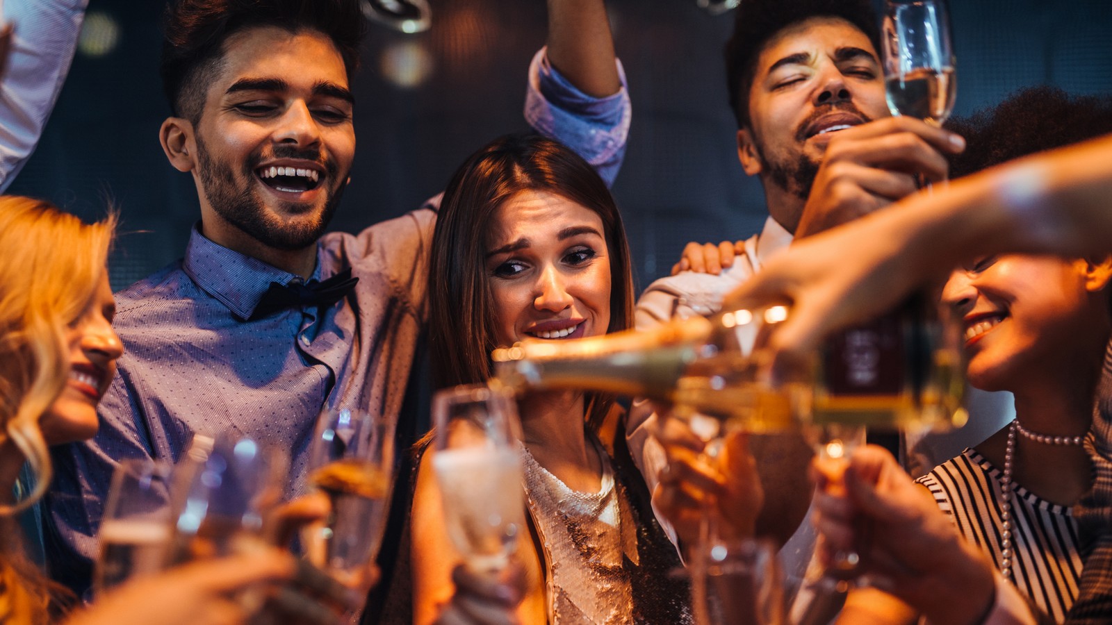 Corona-Partys: Bleibt lieber zu Hause! 72 Party zu Hause