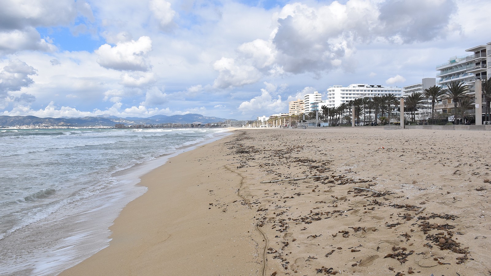 Diese Corona-Regeln gelten jetzt auf Mallorca! 73 Playa de Palma auf Mallorca
