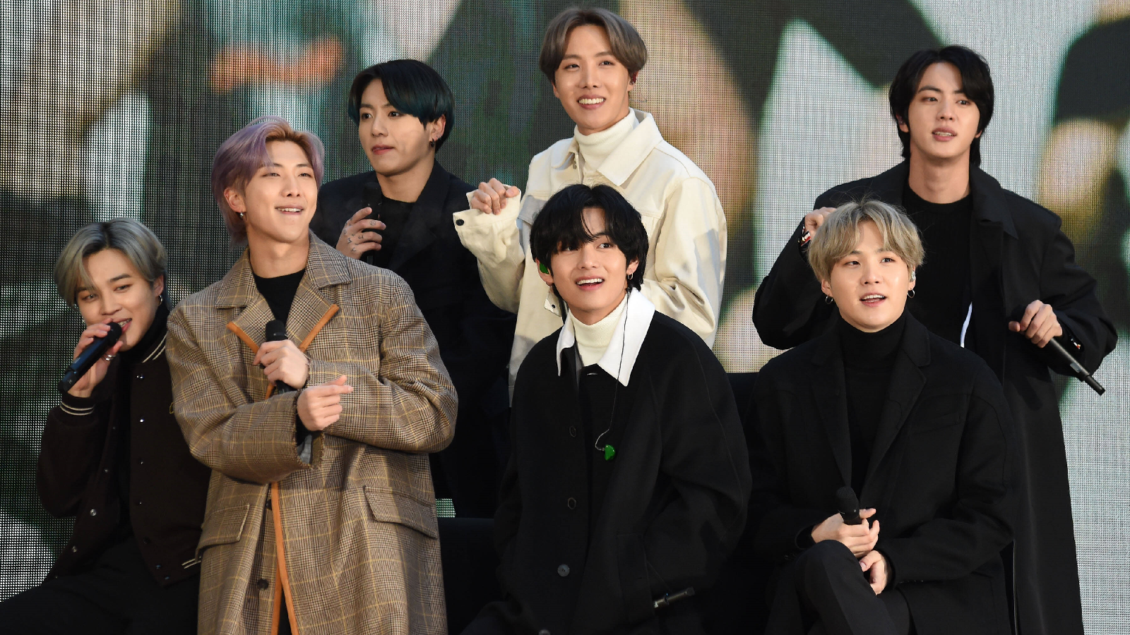 K-Pop-Band veröffentlicht Smartphone