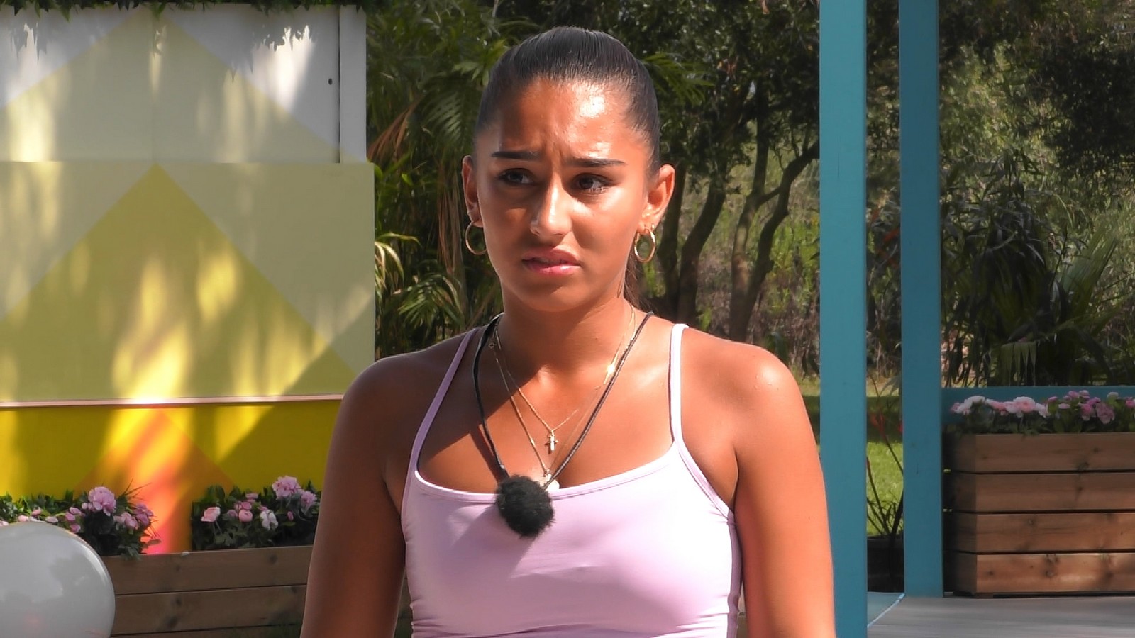 Aurelia bei "Love Island"