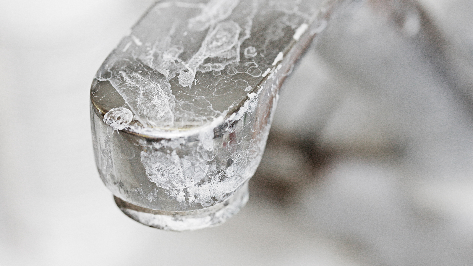 Deshalb schadest du mit hartem Wasser deinen Haaren! 72 Kalk