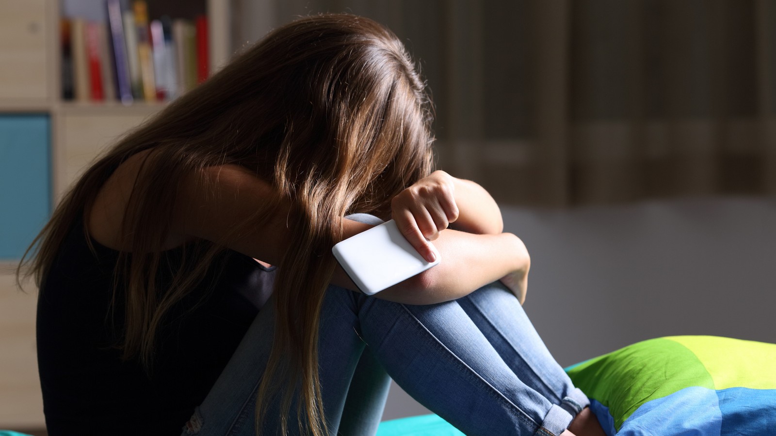 Mobbing im Netz: Hier kannst du dir Hilfe holen! 72 Mobbing