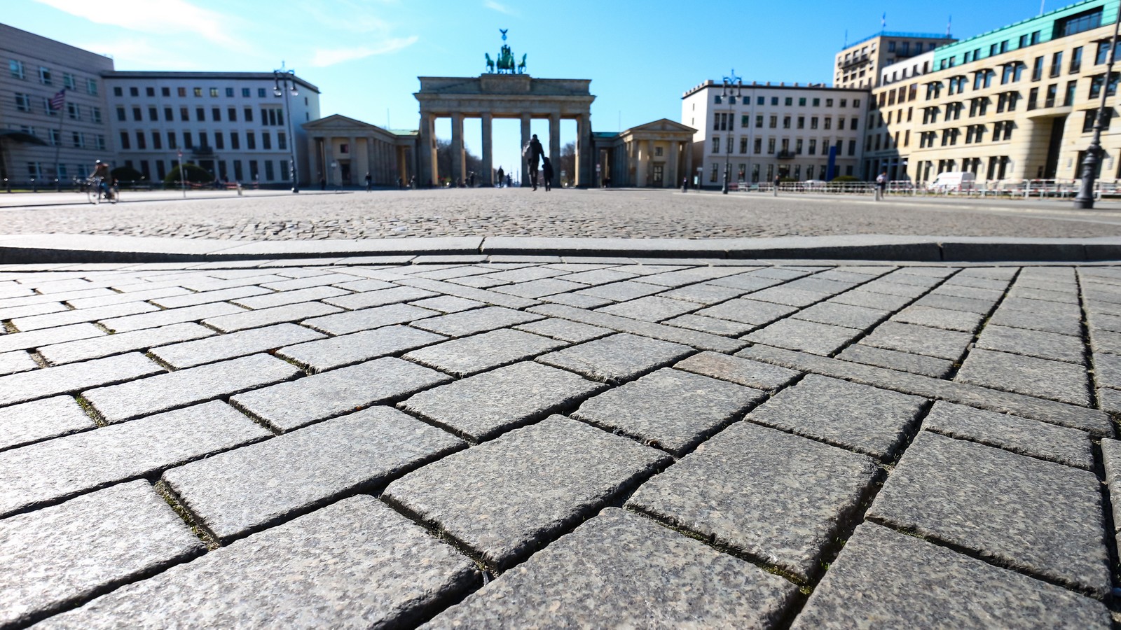 Corona: Diese Regeln gelten im harten Lockdown! 61 Brandenburger Tor in Berlin