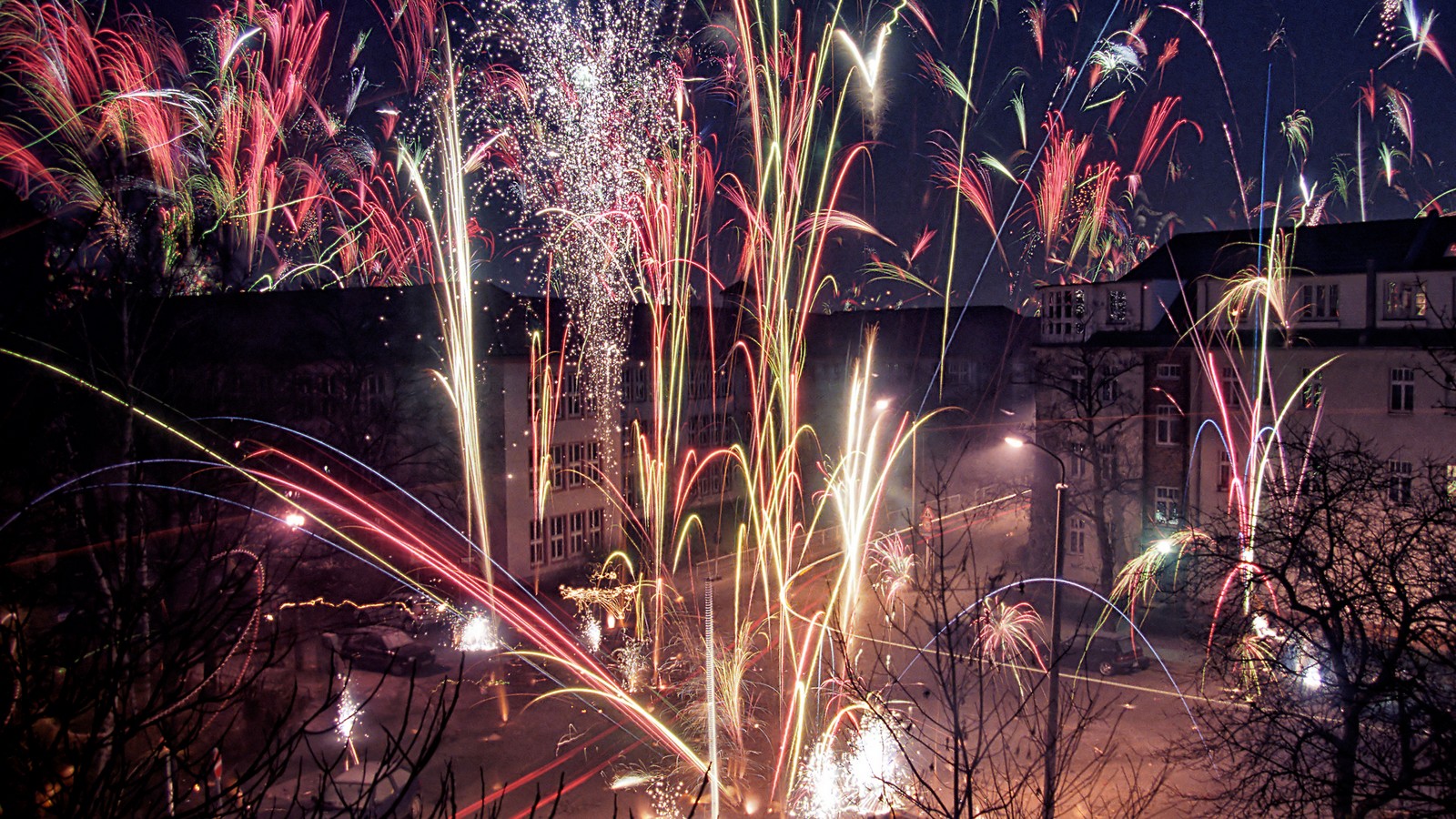 Corona: Kommt eine Ausgangssperre an Silvester? 72 Silvester