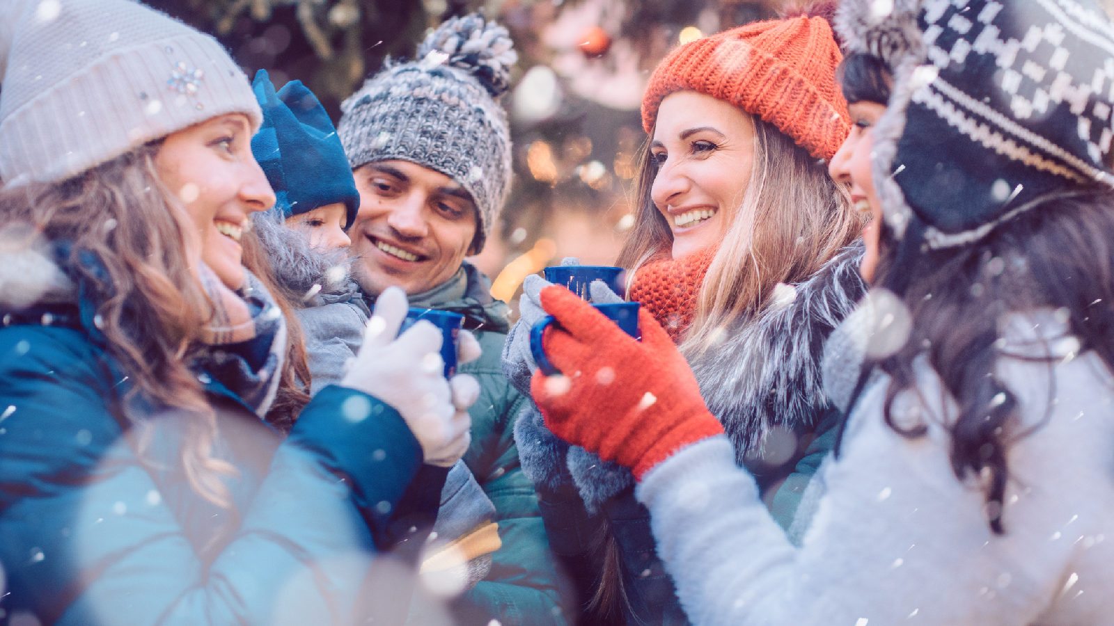 Weihnachtsmarkt: Diese 5 Dinge solltest du niemals tun! 72 Das solltest du nie auf dem Weihnachtsmarkt tun