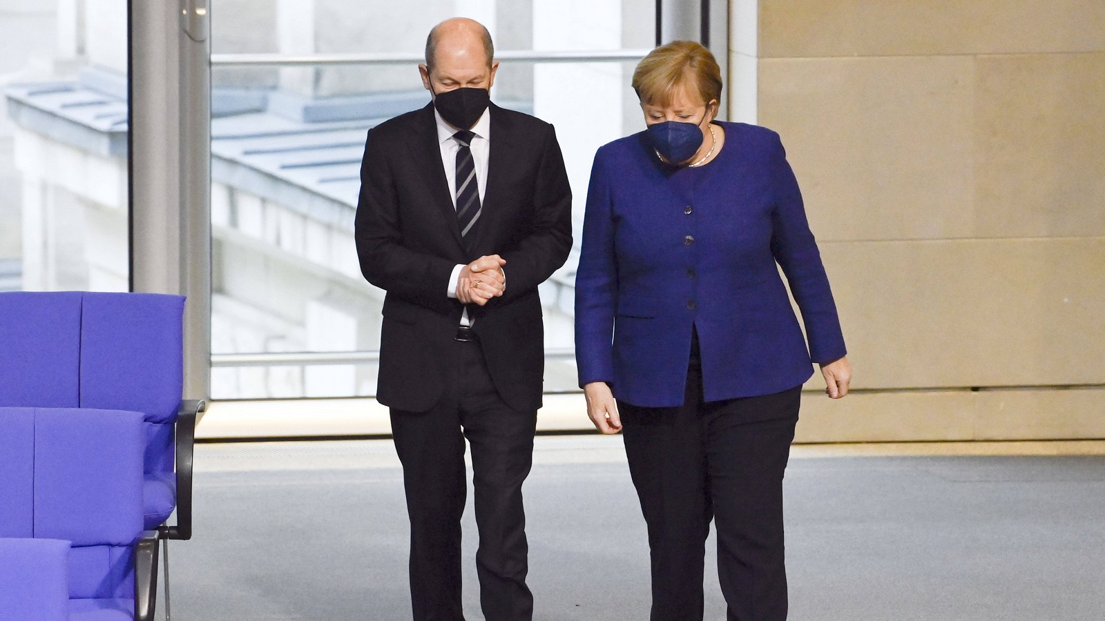 Olaf Scholz und Angela Merkel