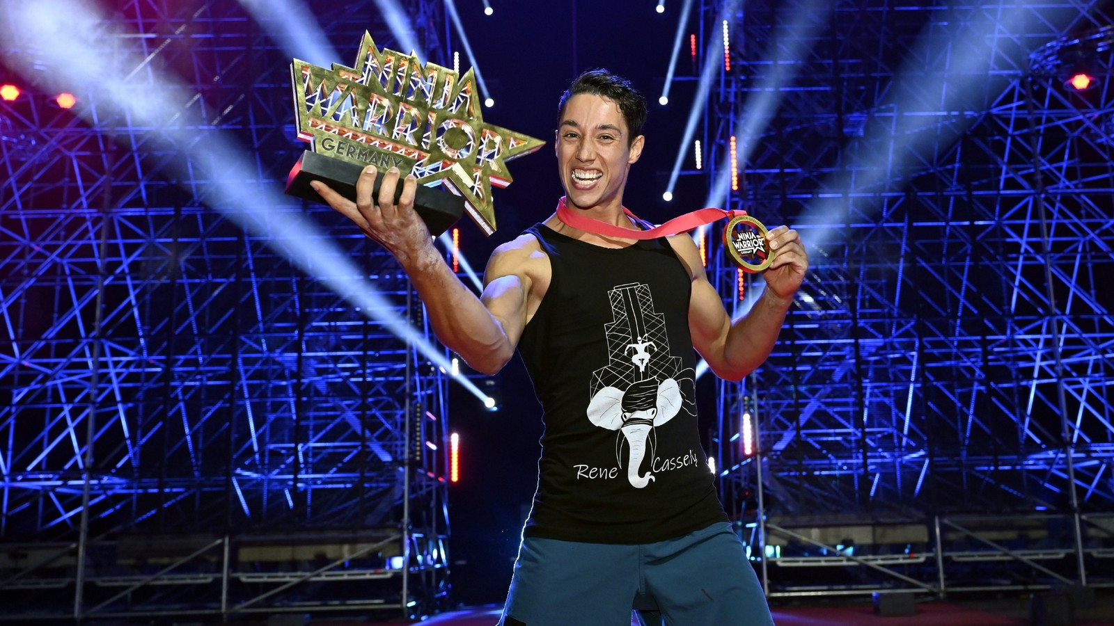Let's Dance 2022: Diese Kandidaten sind dabei 74 "Let's Dance"-Kandidat René Casselly