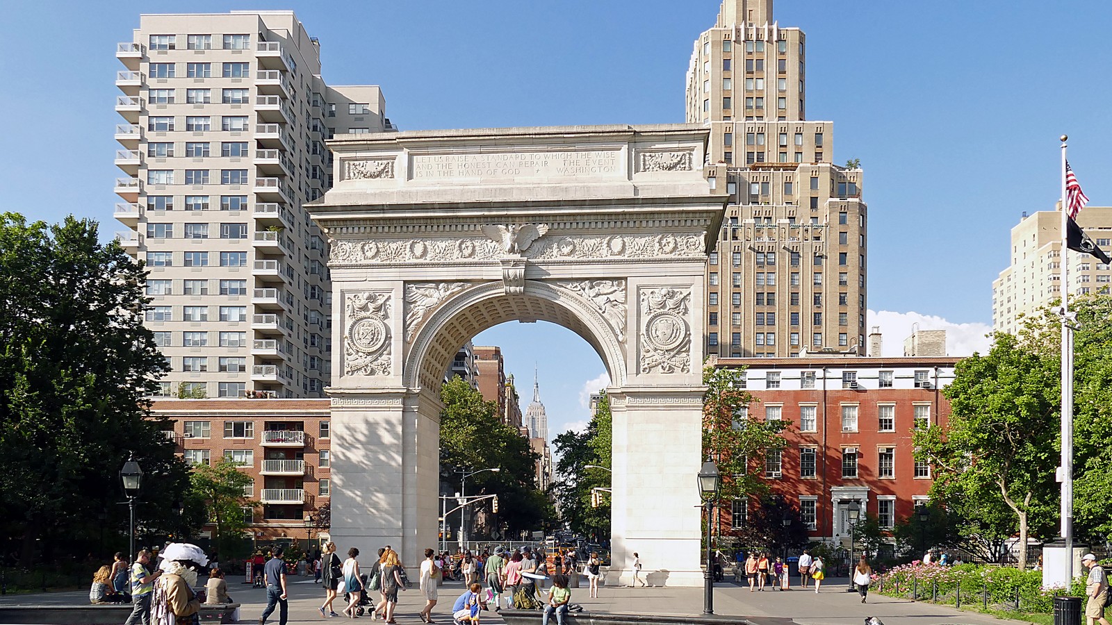 New York: Unter diesem Park sind tausende Leichen begraben! 72 Der Washington Square Park in New York