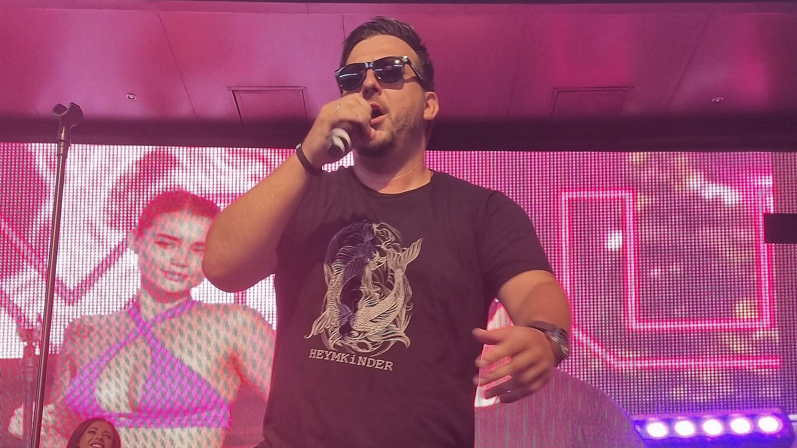 Daniel "Samu“ Samorey: So kam der Sänger zum Megapark! 73 Daniel "Samu" Samorey