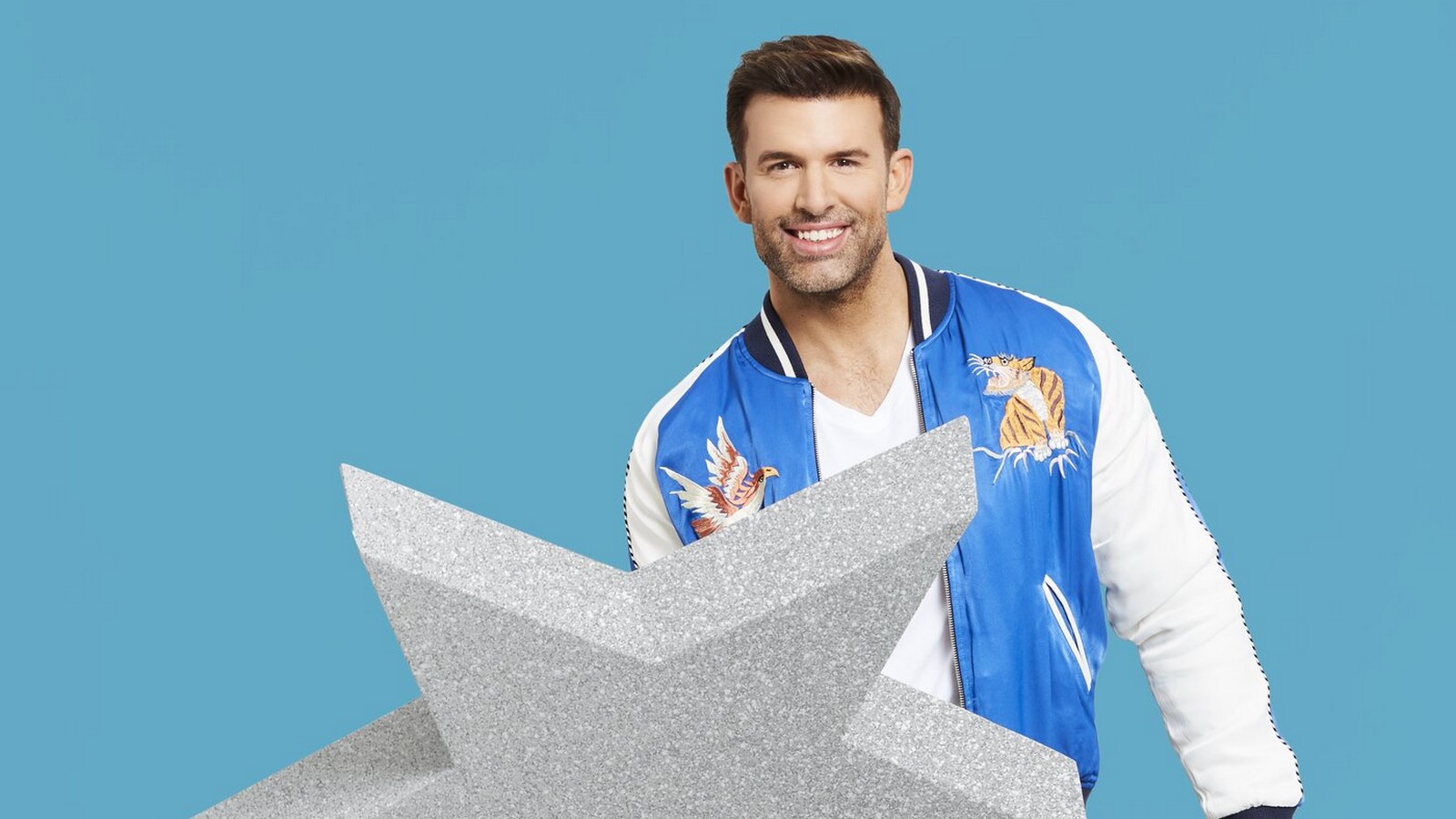 Promi Big Brother 2022: Alle Kandidaten im Überblick! 75 Jay Khan bei "Promi Big Brother" 2022