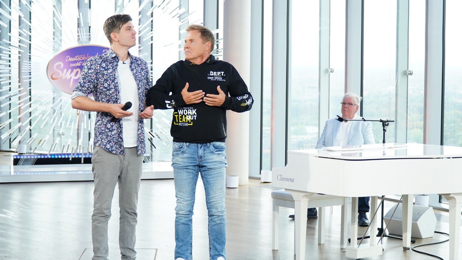 DSDS 2023: Die Kandidaten im sechsten Casting 61 Marvin Hellwig und Dieter Bohlen bei DSDS 2023