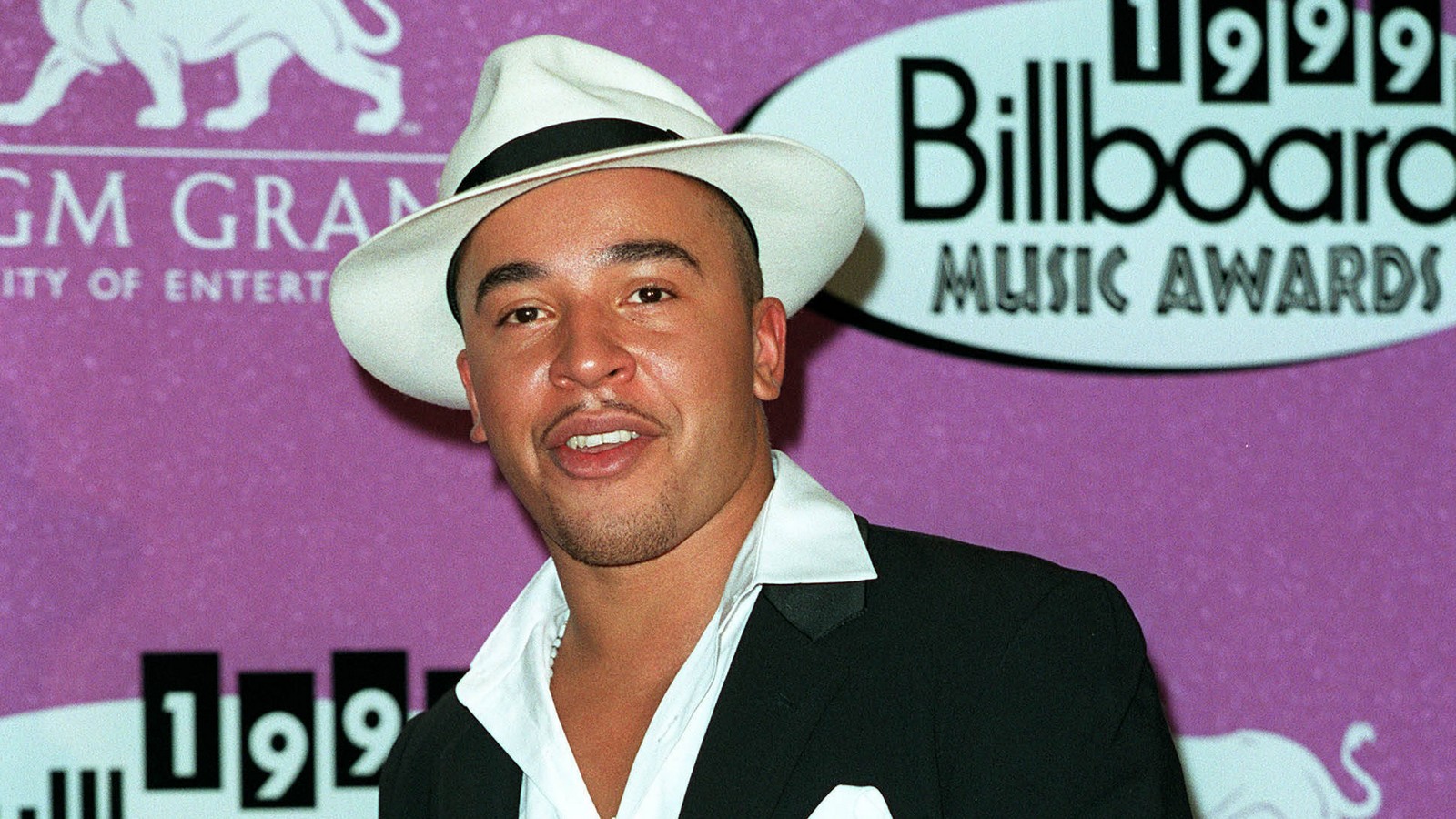 Lou Bega