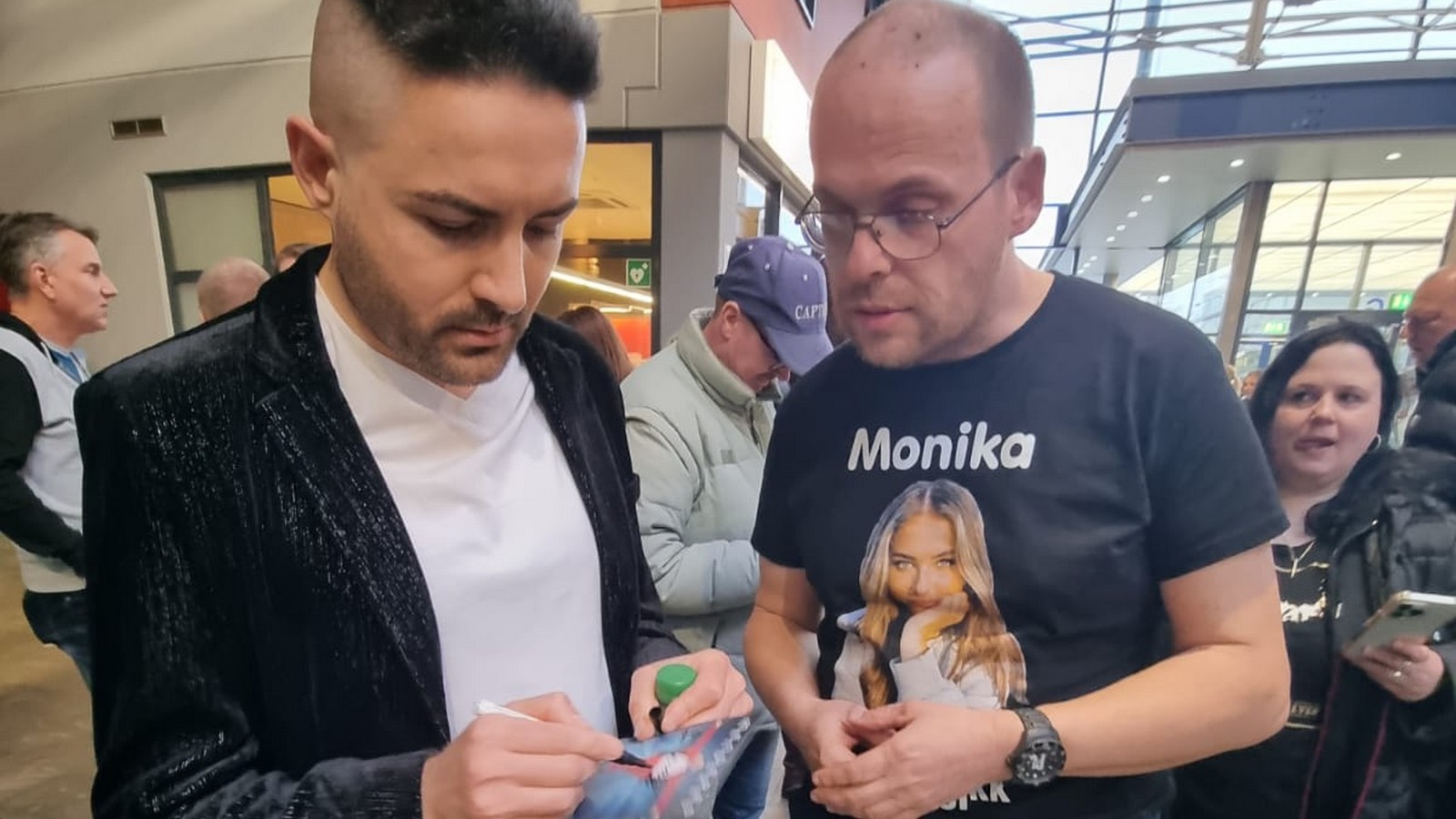 Hinter den Kulissen: Das wurde im DSDS-Finale nicht im TV gezeigt! 75 Menderes Bagci beim DSDS-Finale
