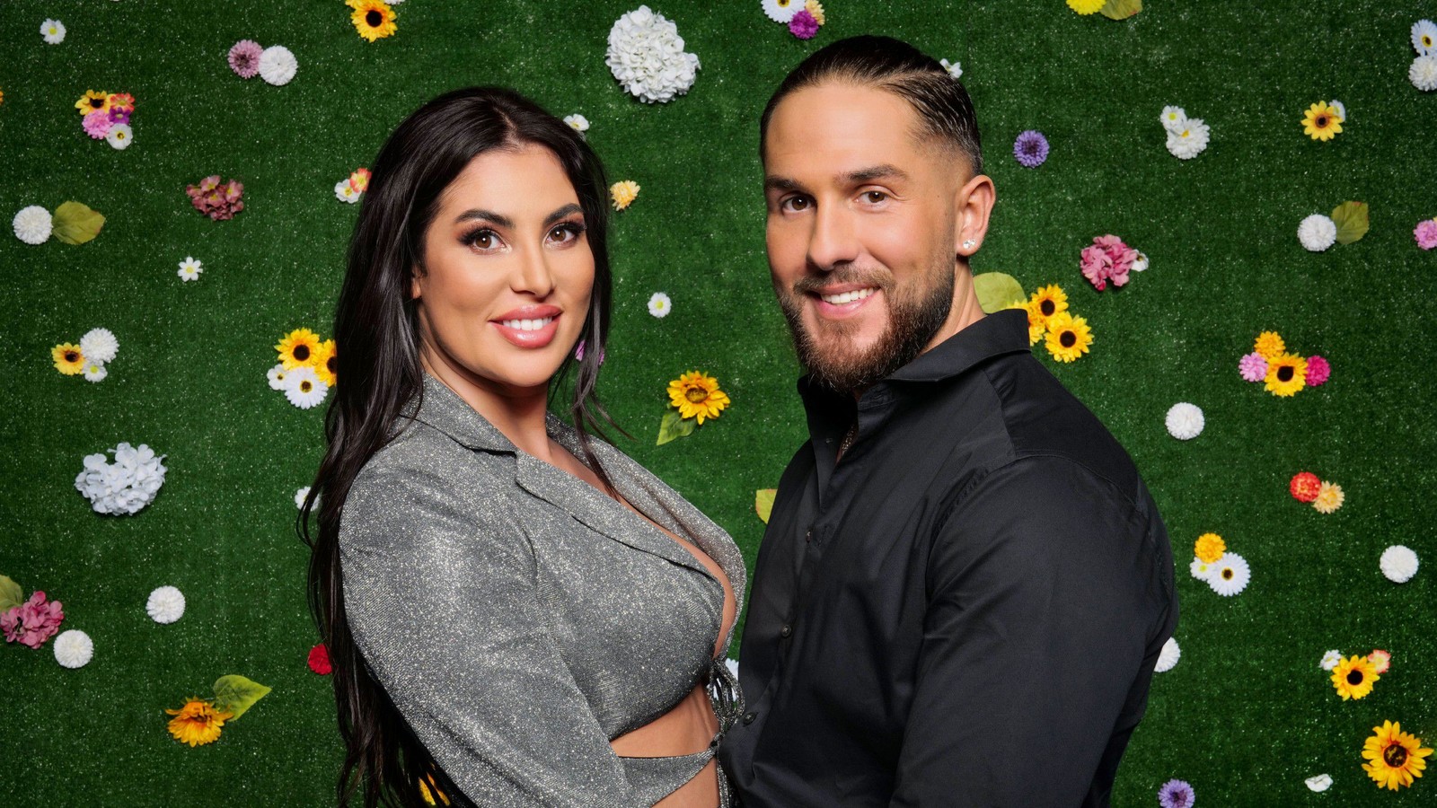Maurice Dziwak und Ricarda „Ricky“ Raatz im "Sommerhaus der Stars" 2023