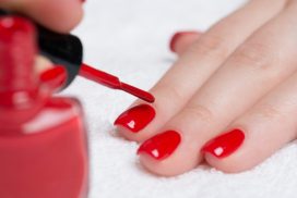 Mit diesem Trick trocknet Nagellack in 30 Sekunden! 69 Mit diesem Trick trocknet Nagellack in 30 Sekunden!