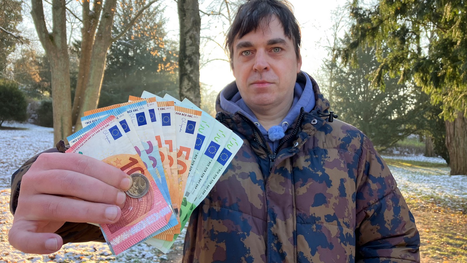 "Armes Deutschland"-Jörn seit 18 Jahren arbeitslos: "Mein längster Job ging sechs Monate" 61 Jörn aus "Armes Deutschland"