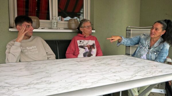Beate, Ela und Pascal aus "Hartz und herzlich"