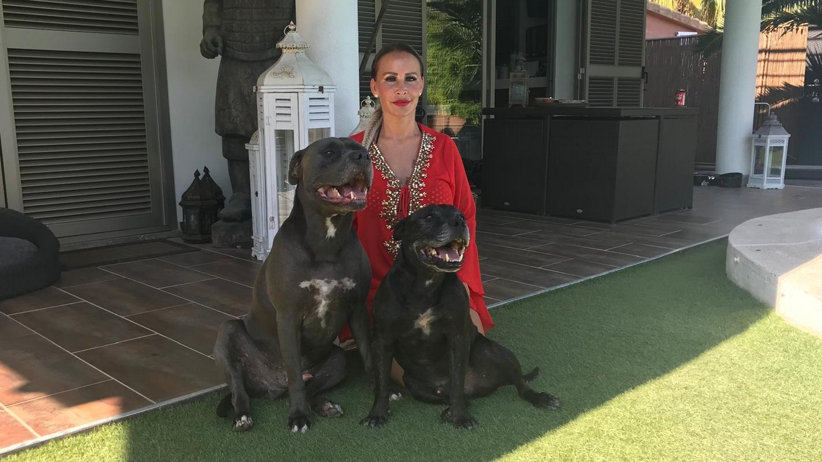 "Der Promihof": Ist Mallorca-Star Nadescha Leitze die erste Kandidatin? 61 Nadescha Leitze