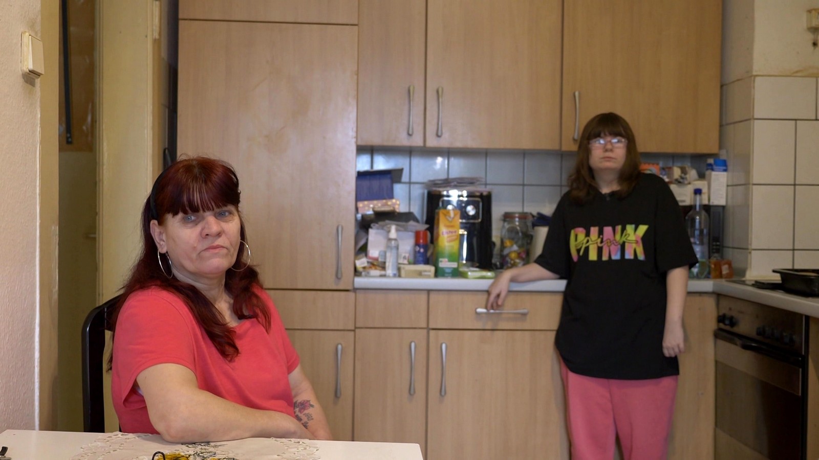 "Hartz und herzlich": Die tägliche Vorschau (22.07.25) - was passiert heute in der Sozialdoku? 61 Petra und Selina bei "Hartz und herzlich"