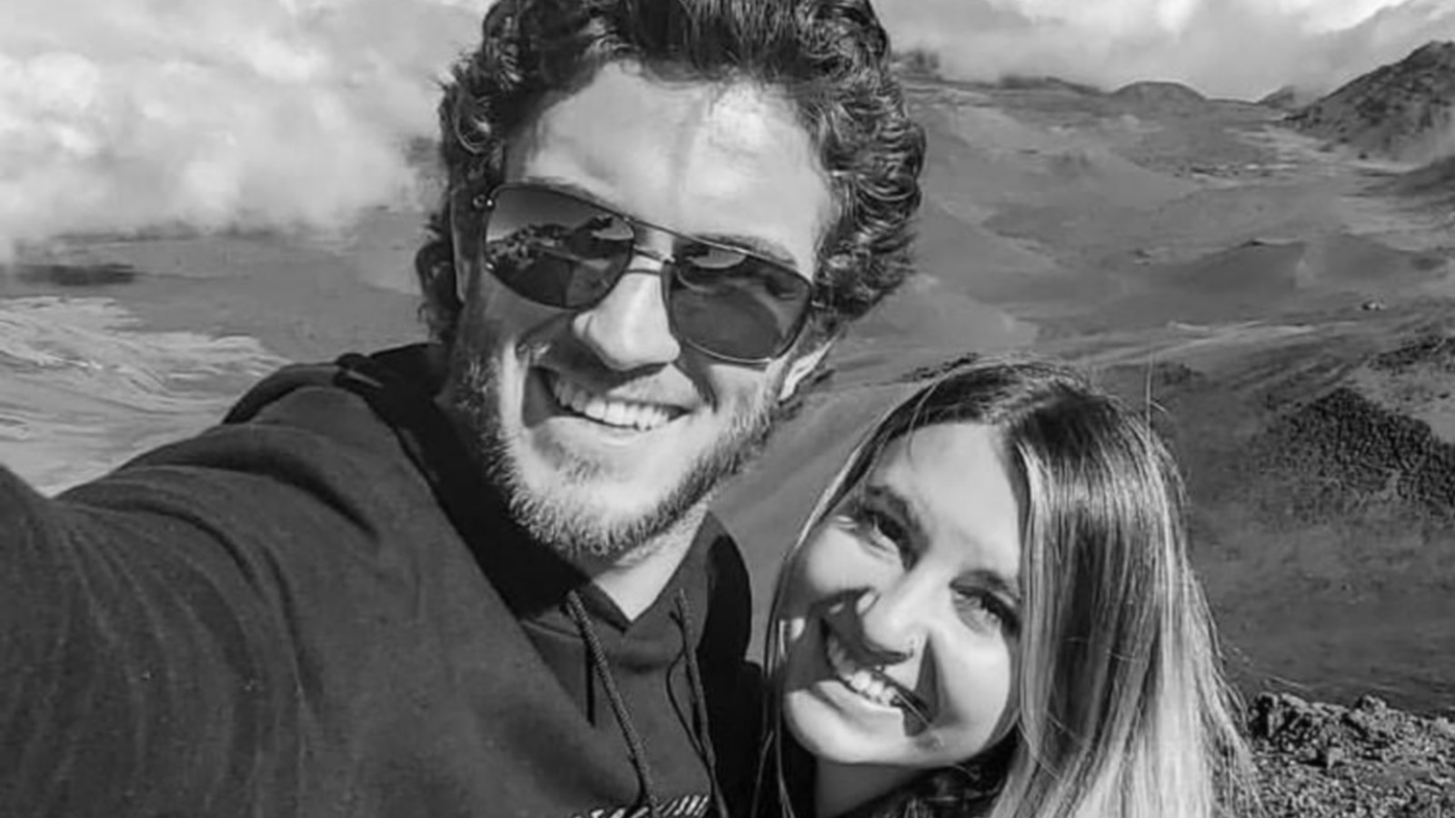 Influencer-Paar tot: Stacey Tourout lebte nach Sturz noch 61 Stacey Tourout und Matthew Peter Yeomans