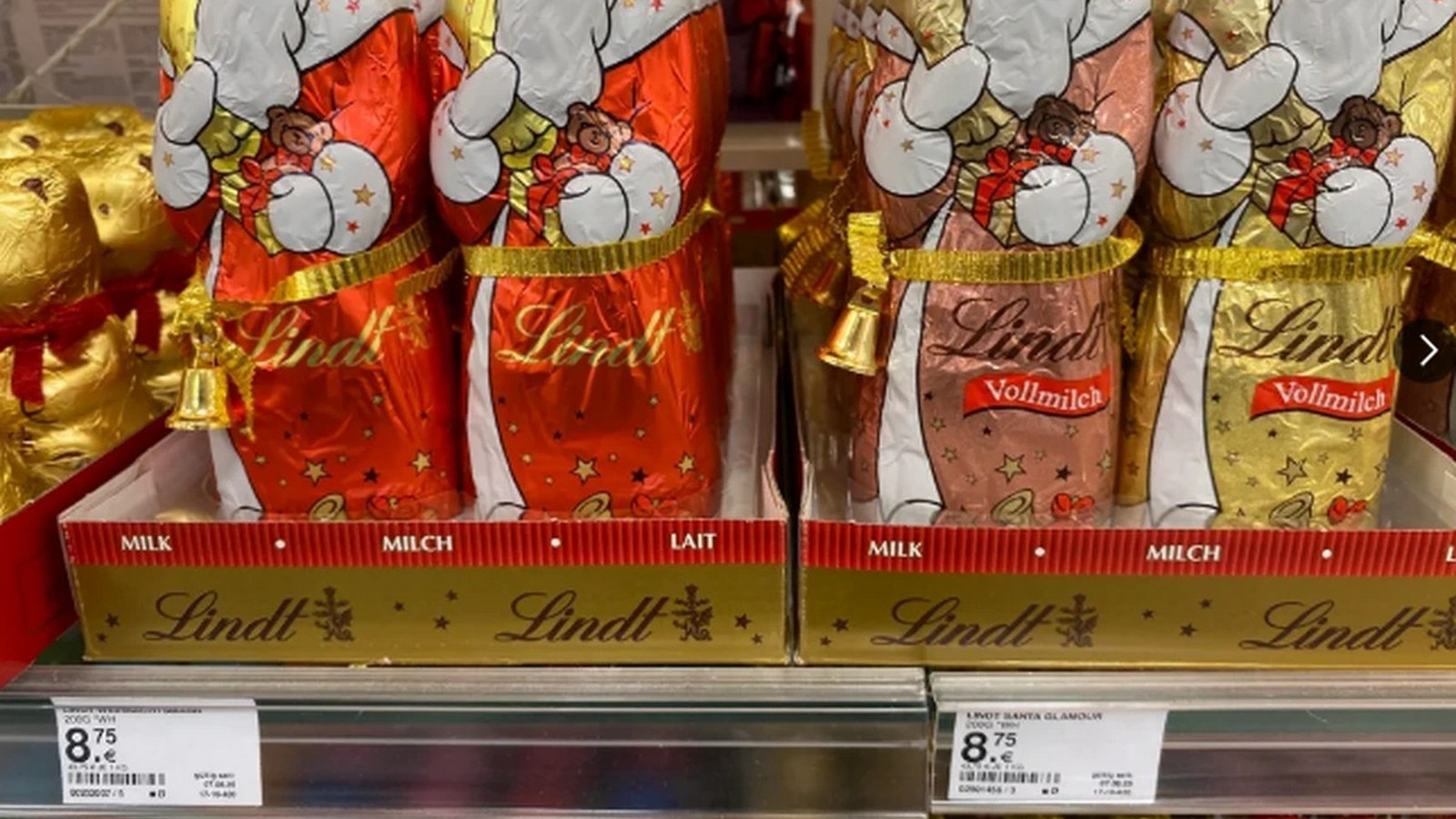 Preise für Weihnachts-Snacks explodieren - "Da kannste als Familie ja mittlerweile einen Kredit aufnehmen" 72 Weihnachtsmann im Supermarkt