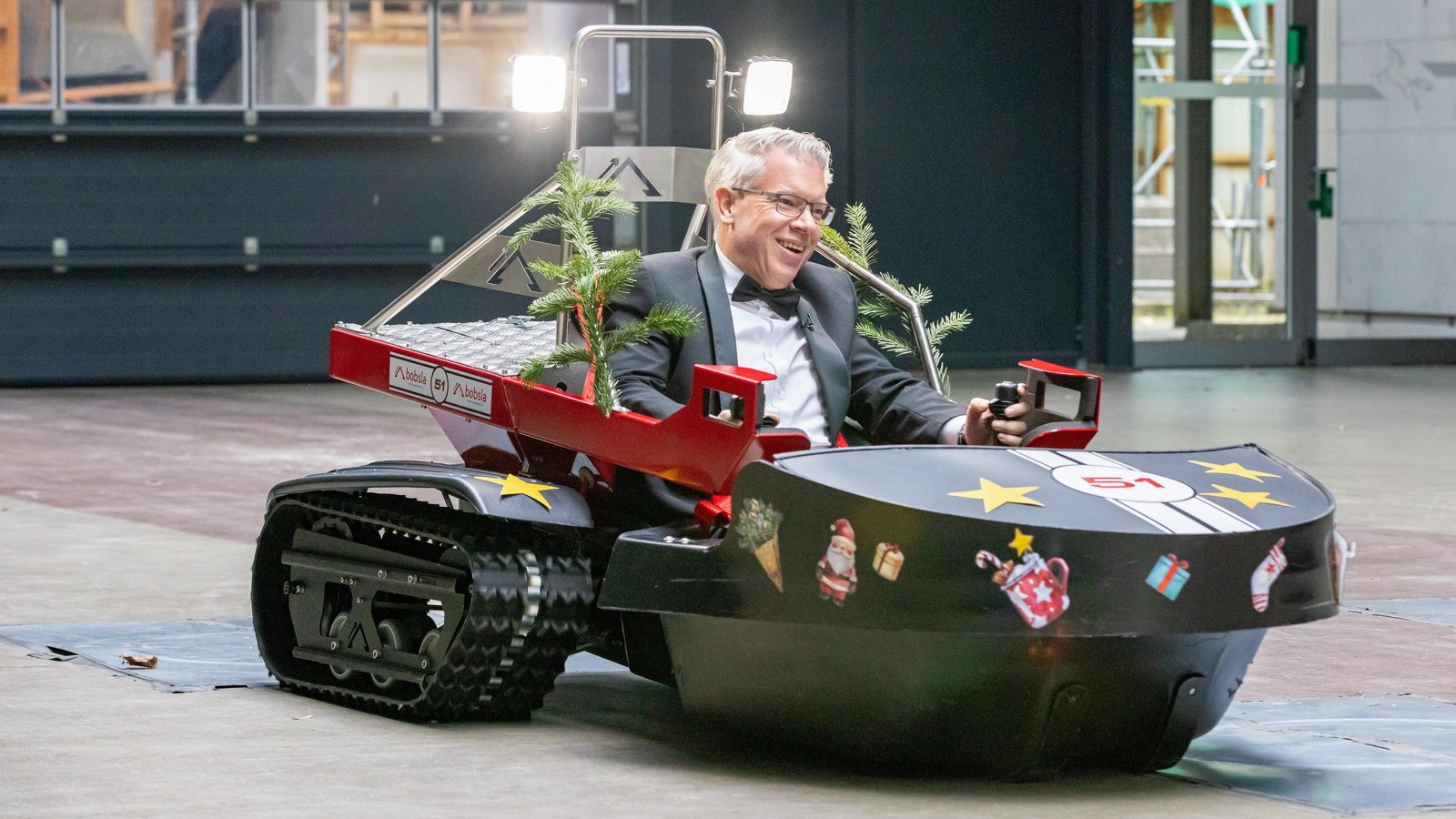 Frank Thelen: Schwerer Unfall bei "Die Höhle der Löwen" 72 Frank Thelen
