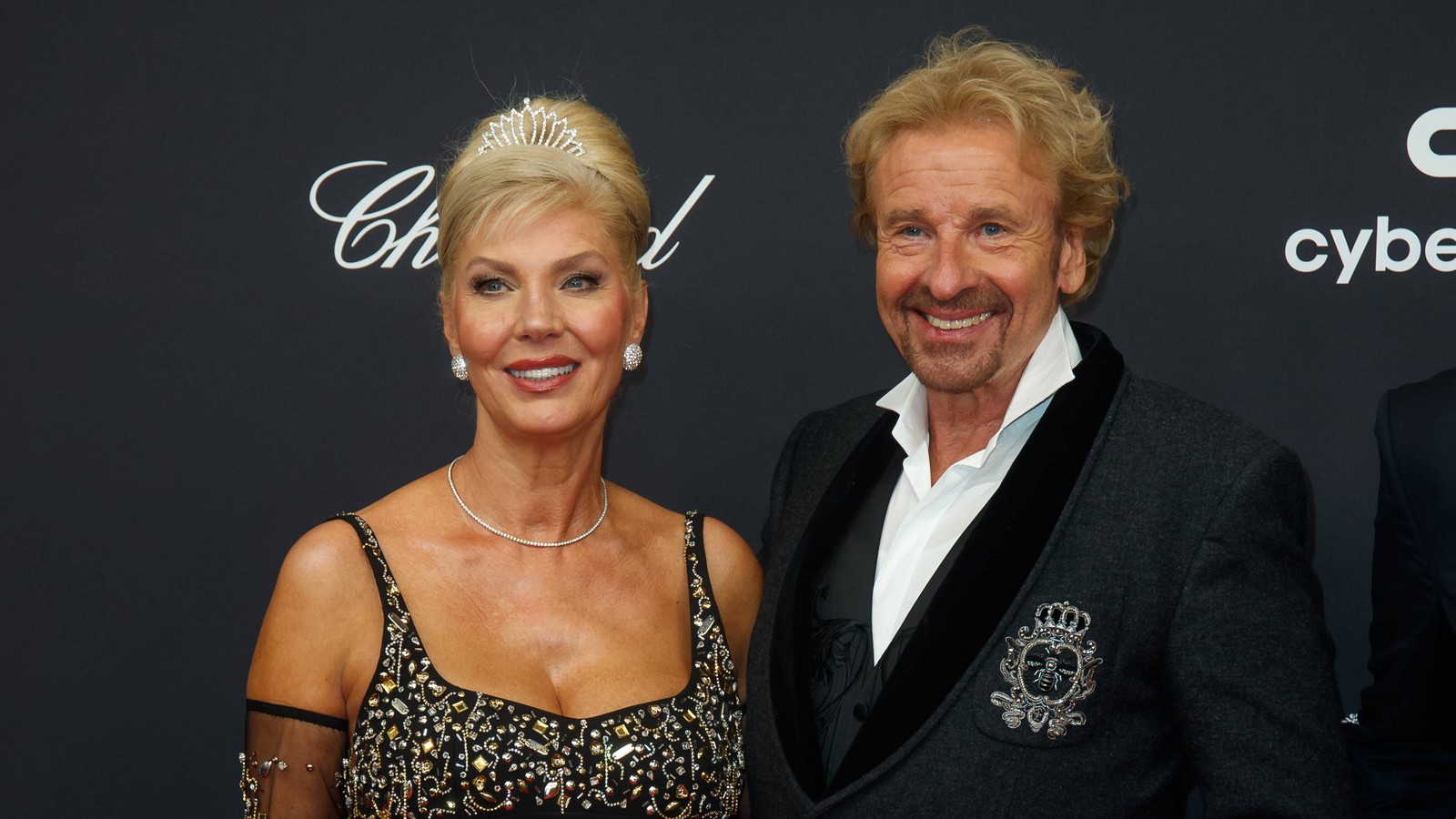 Ehefrau Karina über Thomas Gottschalk: "Er wird nach so vielen Jahrzehnten auf der Bühne tief fallen" 61 Thomas Gottschalk und Karina