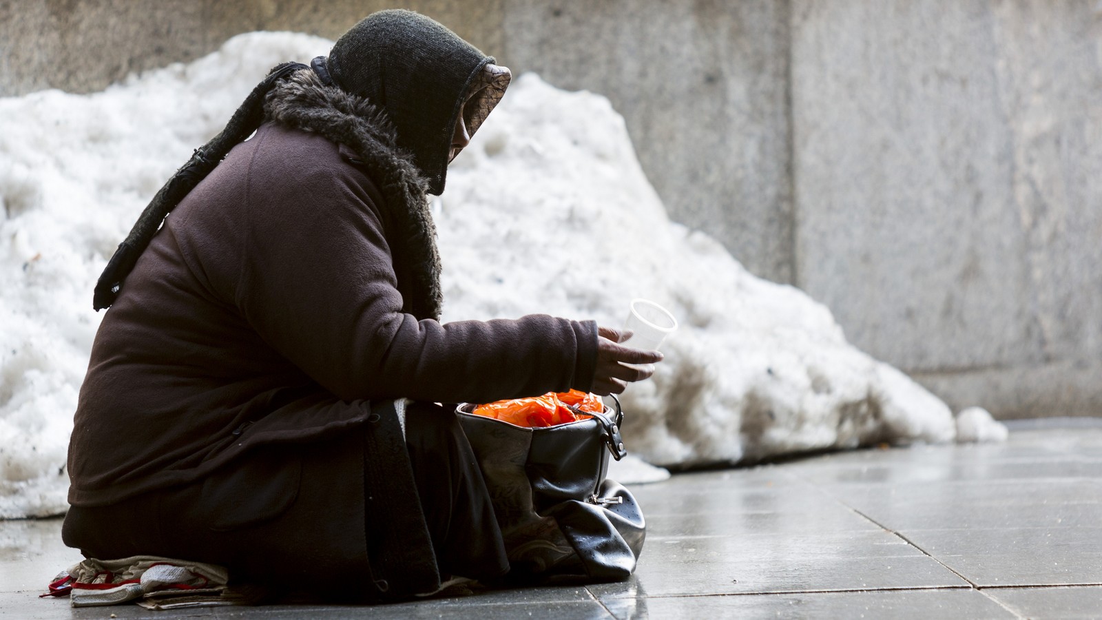 Eisige Kälte im Winter: So kann man Obdachlosen helfen 61 Obdachlose im Winter