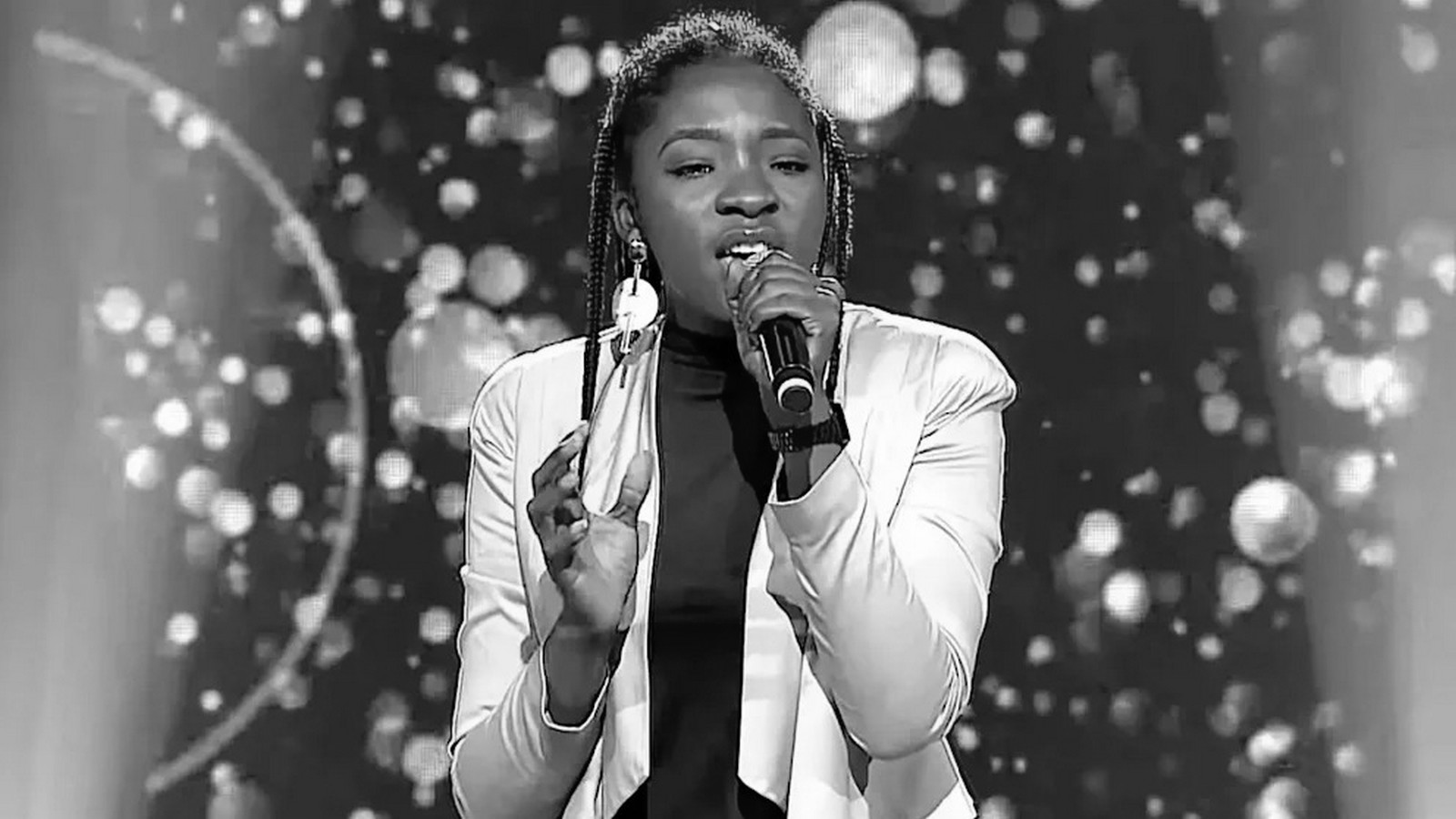 "The Voice"-Sängerin (†26) von Schlange totgebissen! 61 Ifunanya Nwangene