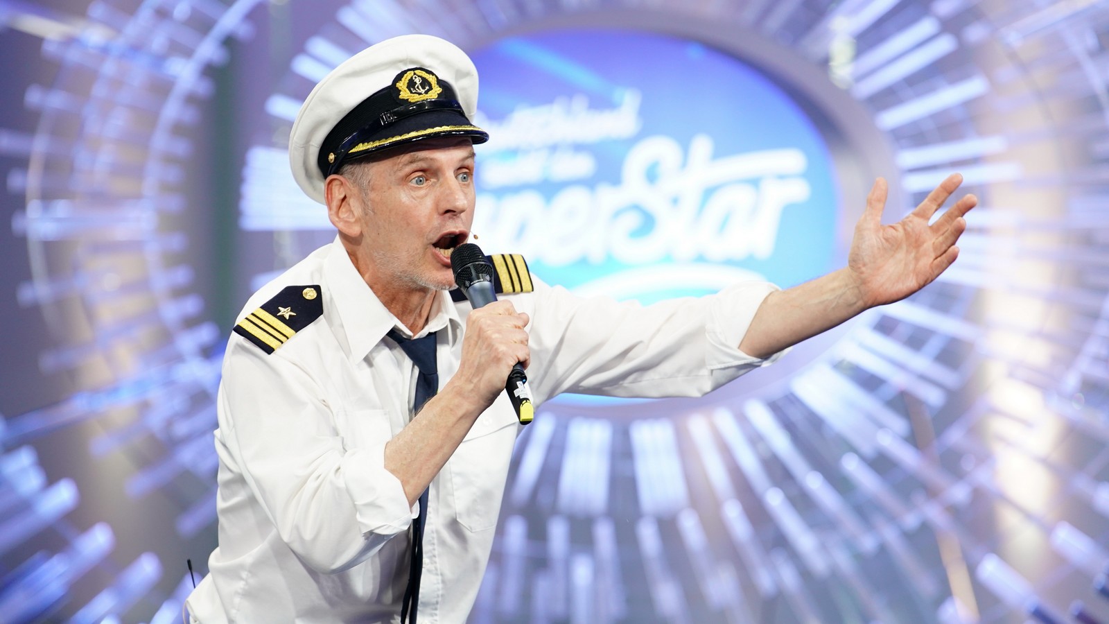 DSDS-Jury geschockt vom "faulsten Deutschen" Michael Klammt: "Deine Einstellung ist nicht okay!" 61 Michael Klammt bei DSDS 2026