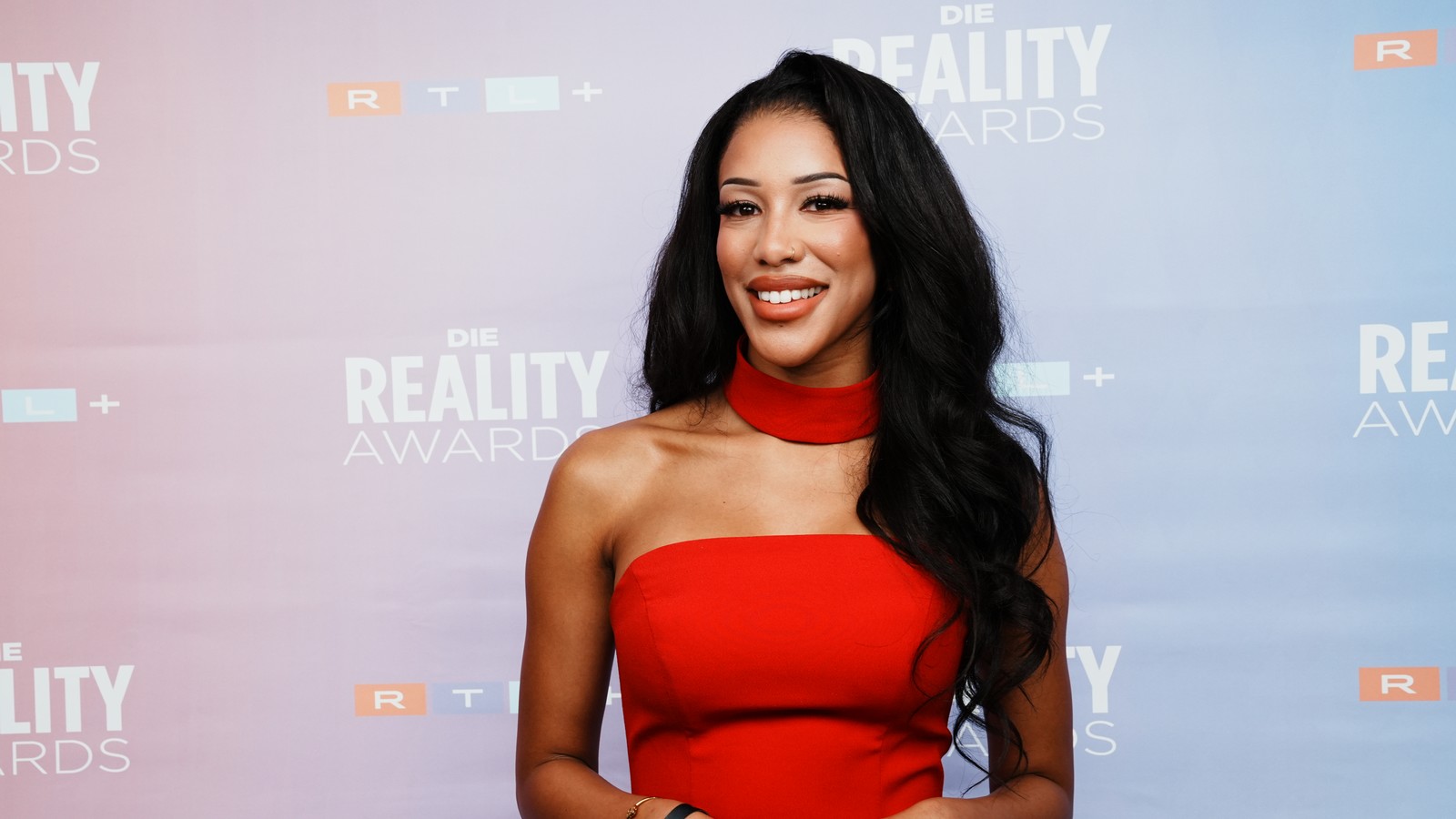 Vanessa Nwattu verkündet: Sie hat neuen "maskulinen" Mann an ihrer Seite 61 Vanessa Nwattu bei den Reality Awards