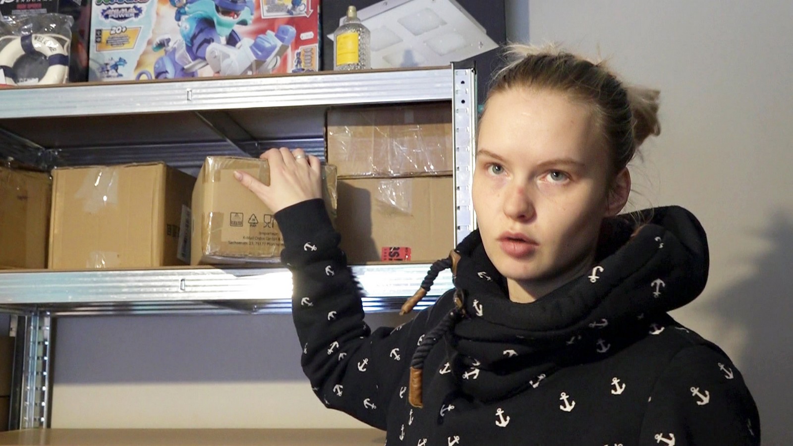 "Hartz und herzlich": Ex-Bürgergeld-Empfängerin Cindy will Geschäftsfrau werden - und mit Mystery-Paketen reich werden 61 Cindy aus "Hartz und herzlich"