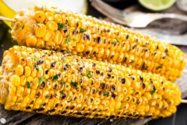 Mit diesem Trick werden Maiskolben auf dem Grill besonders saftig 62 Mit diesem Trick werden Maiskolben auf dem Grill besonders saftig