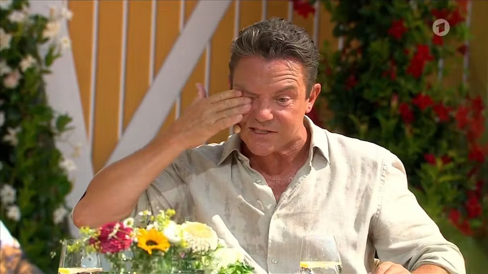 Hitze-Hammer! Stefan Mross kämpft sich durch Live-Show "Immer wieder sonntags" 61 Stefan Mross