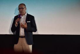 Alexander Hold: "Die Demokratie ist keine Selbstverständlichkeit mehr" 69 Alexander Hold: „Die Demokratie ist keine Selbstverständlichkeit mehr“